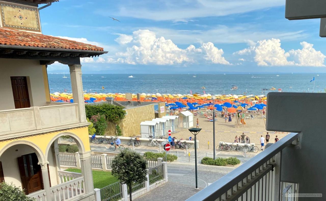 Sparkling Holiday Lignano Sabbiadoro Eksteriør bilde